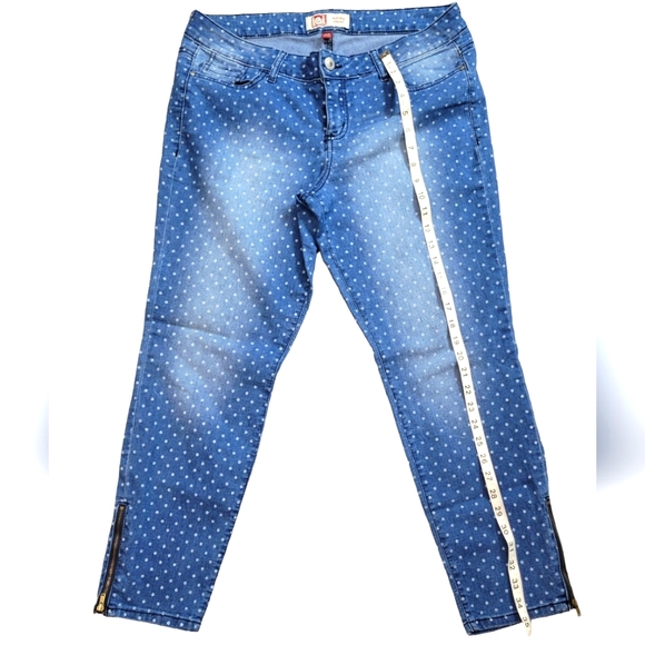 L.E.I. Ashley lowrise jean - Picture 7 of 7